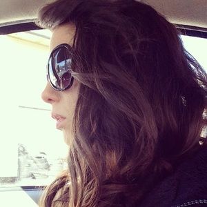 Meet your Posher, Holly